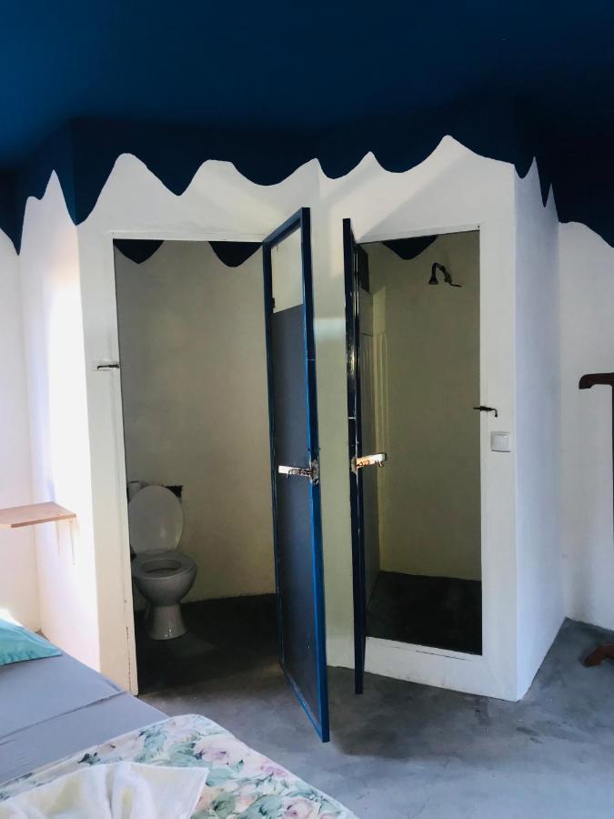 Pensao Repouso Alegre Turismo E Aventura Bed and Breakfast Portela Exteriör bild